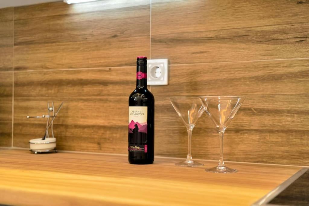Artemis Modern Apartment Athen Exterior foto